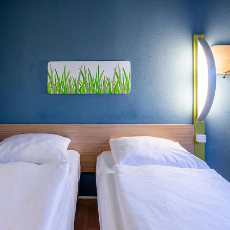 B&B Hotel Виллих Экстерьер фото