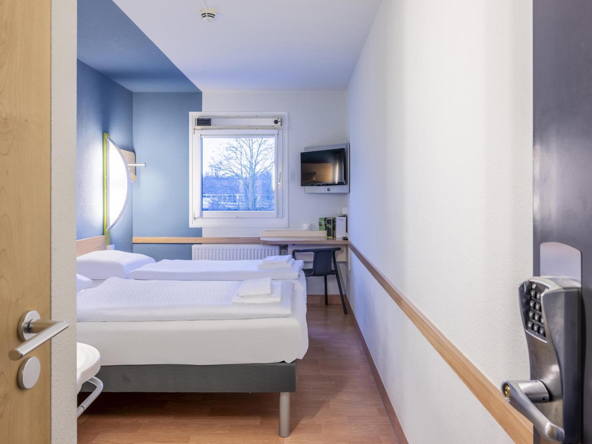 B&B Hotel Виллих Экстерьер фото