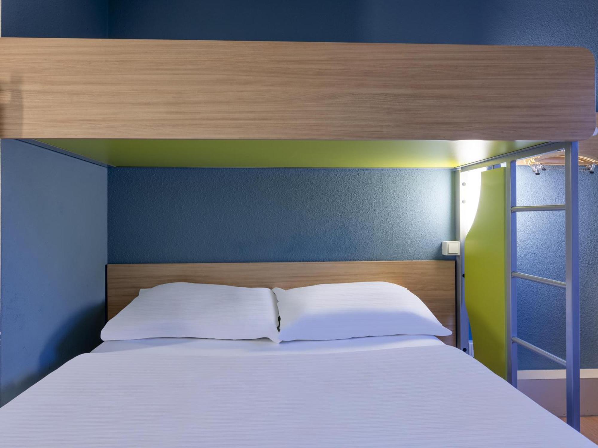 B&B Hotel Виллих Экстерьер фото